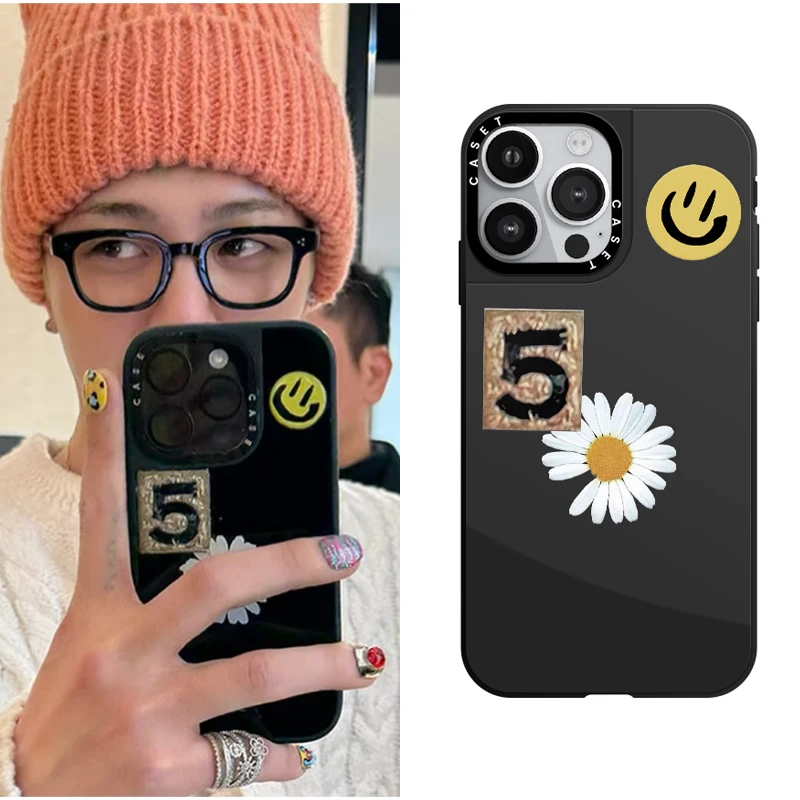 权志龙同款雏菊笑脸iphone15pro镜面适用苹果13pro手机壳14pro