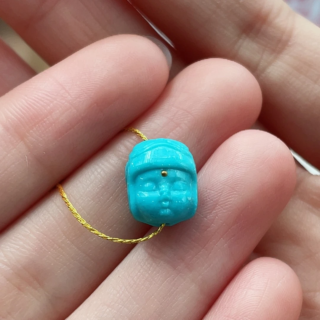 绿松石颈饰未镶嵌