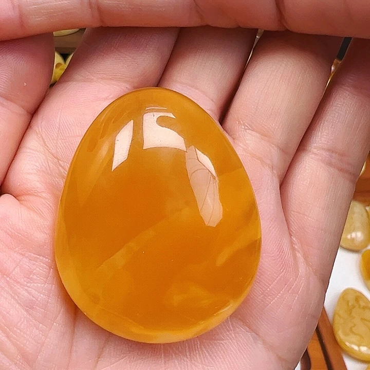 裸石琥珀未镶嵌蜜蜡鸡油红