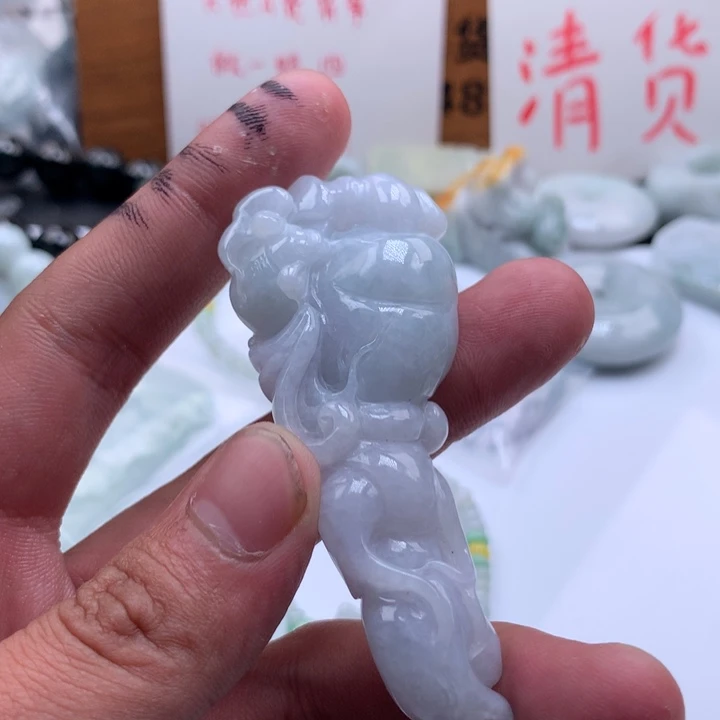 翡翠未镶嵌颈饰保真天然a货翡翠