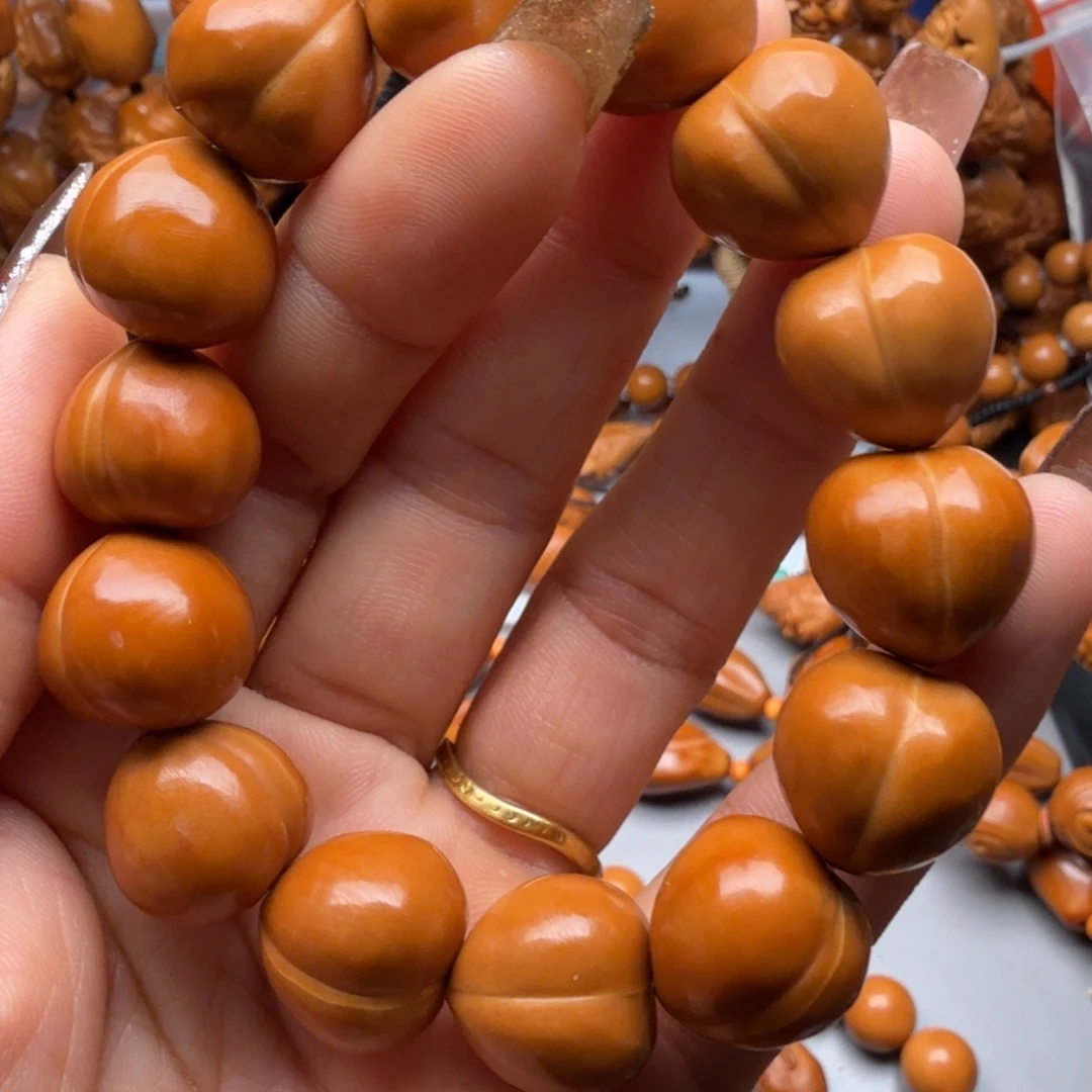 橄榄核吊坠猴头龙