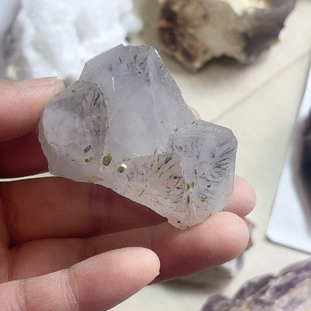 水晶天然水晶原石未镶嵌蘑*