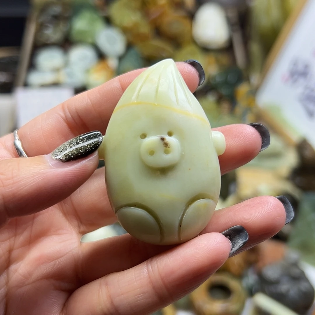 未镶嵌岫玉颈饰辽阳料蜜桃猪