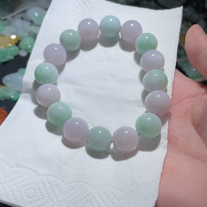 颈饰未镶嵌翡翠天