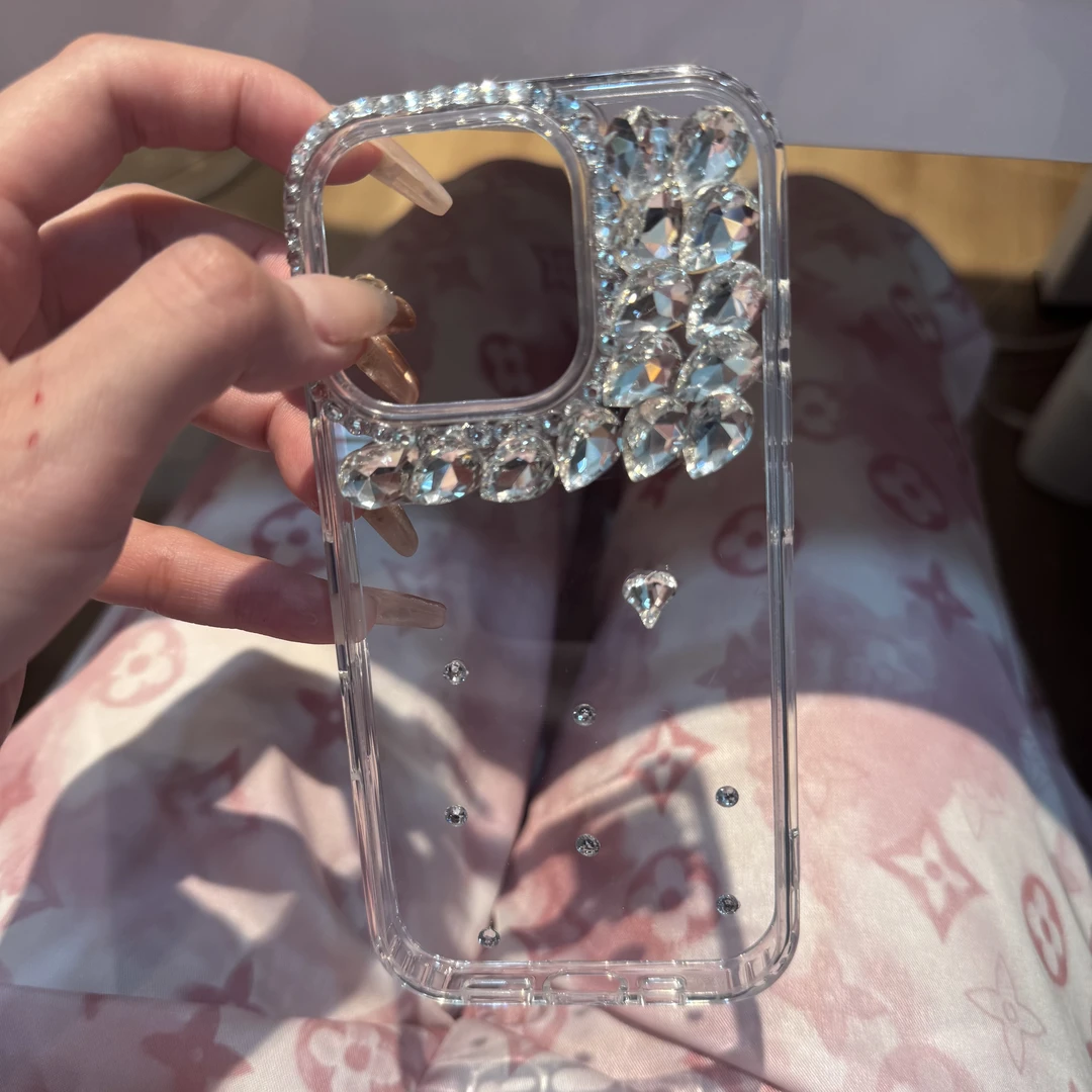 原创手作高级感气质堆钻适用于iPhone15亚克力16p水钻17promax壳