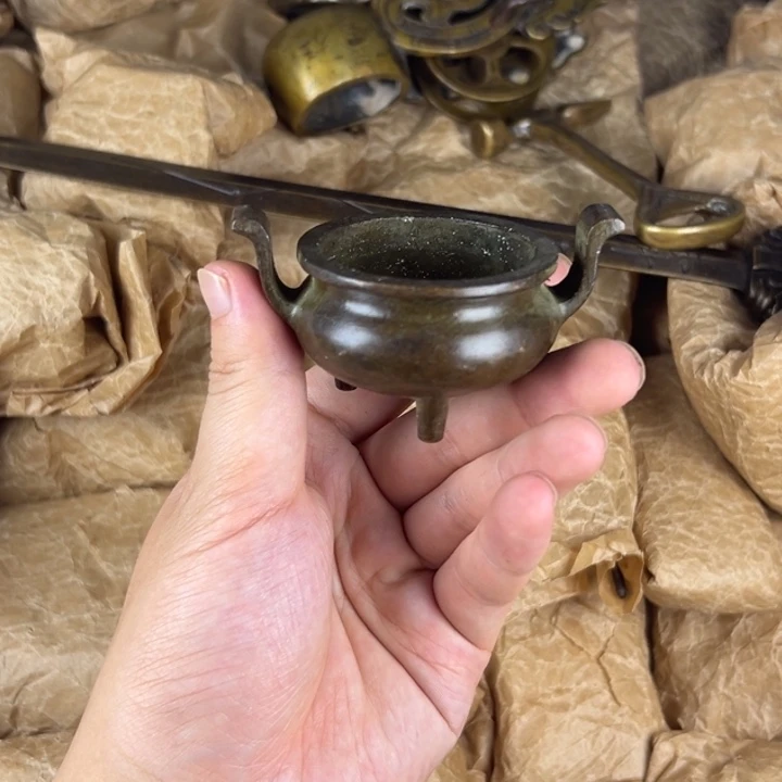 创意设计铜器摆件