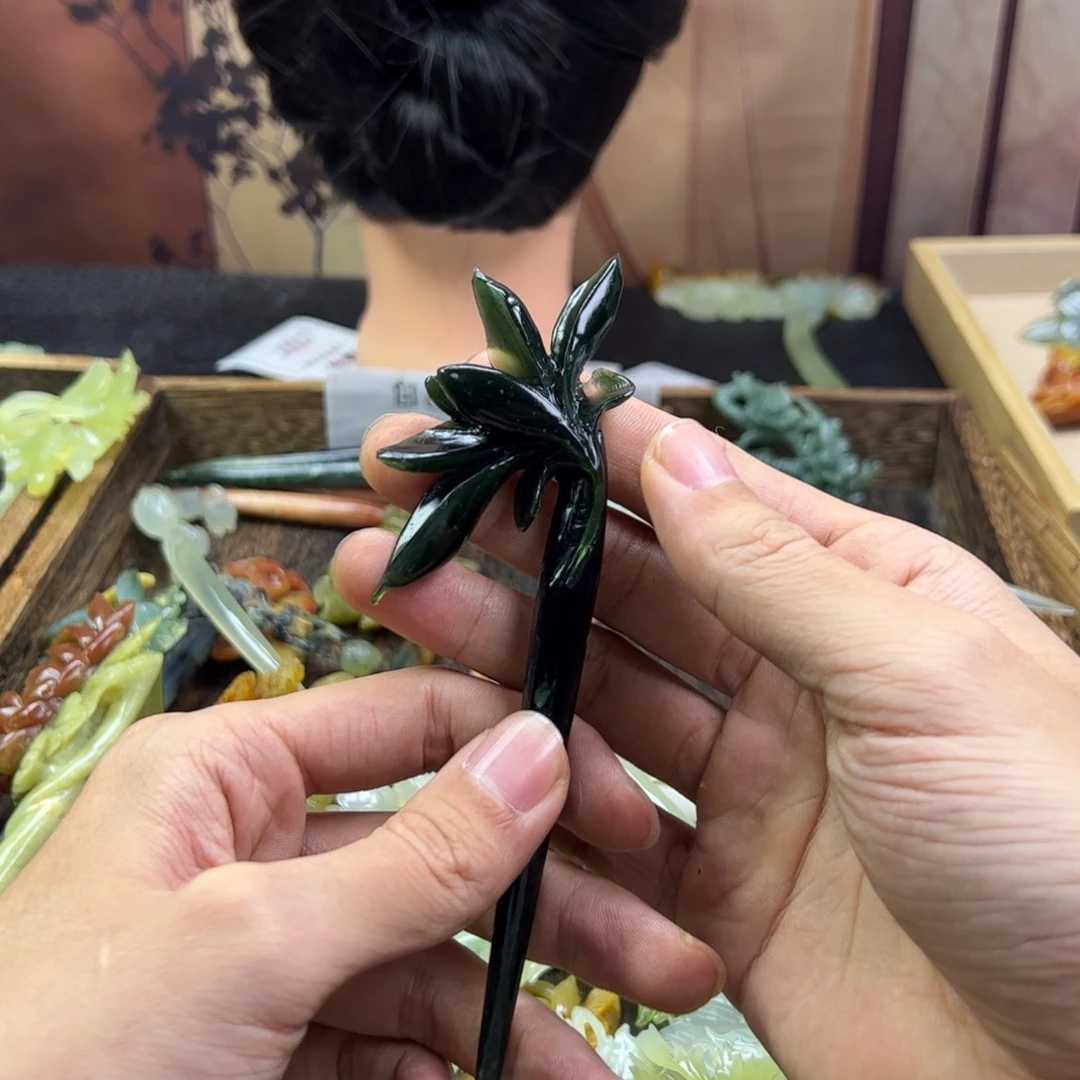 蛇纹石玉发簪未镶嵌思**り