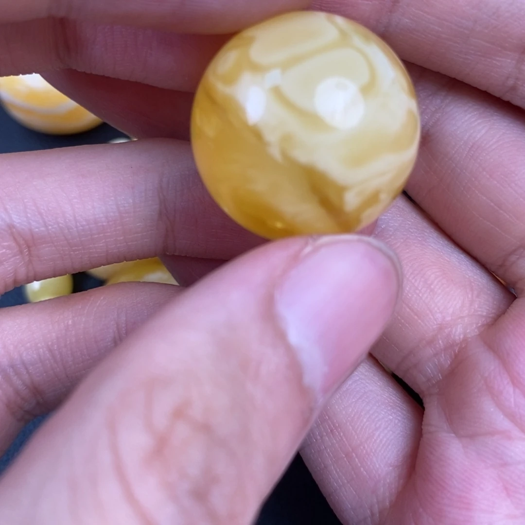 裸石琥珀未镶嵌微瑕42