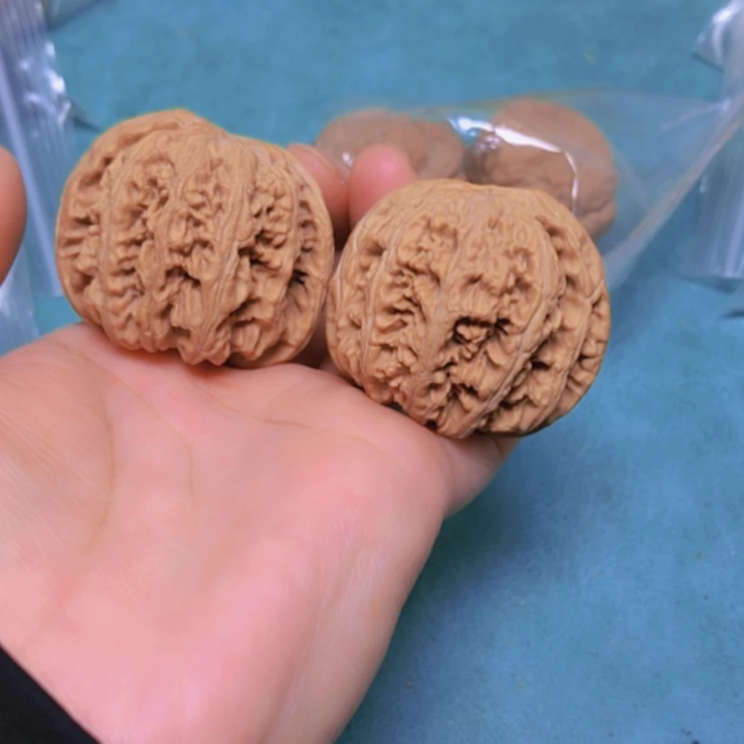 【闪购商品】摆件核桃42粗筋有修