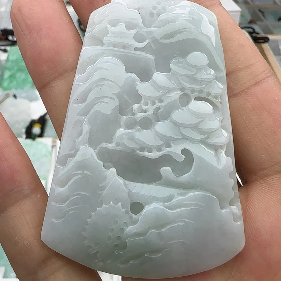 翡翠未镶嵌颈饰翡翠