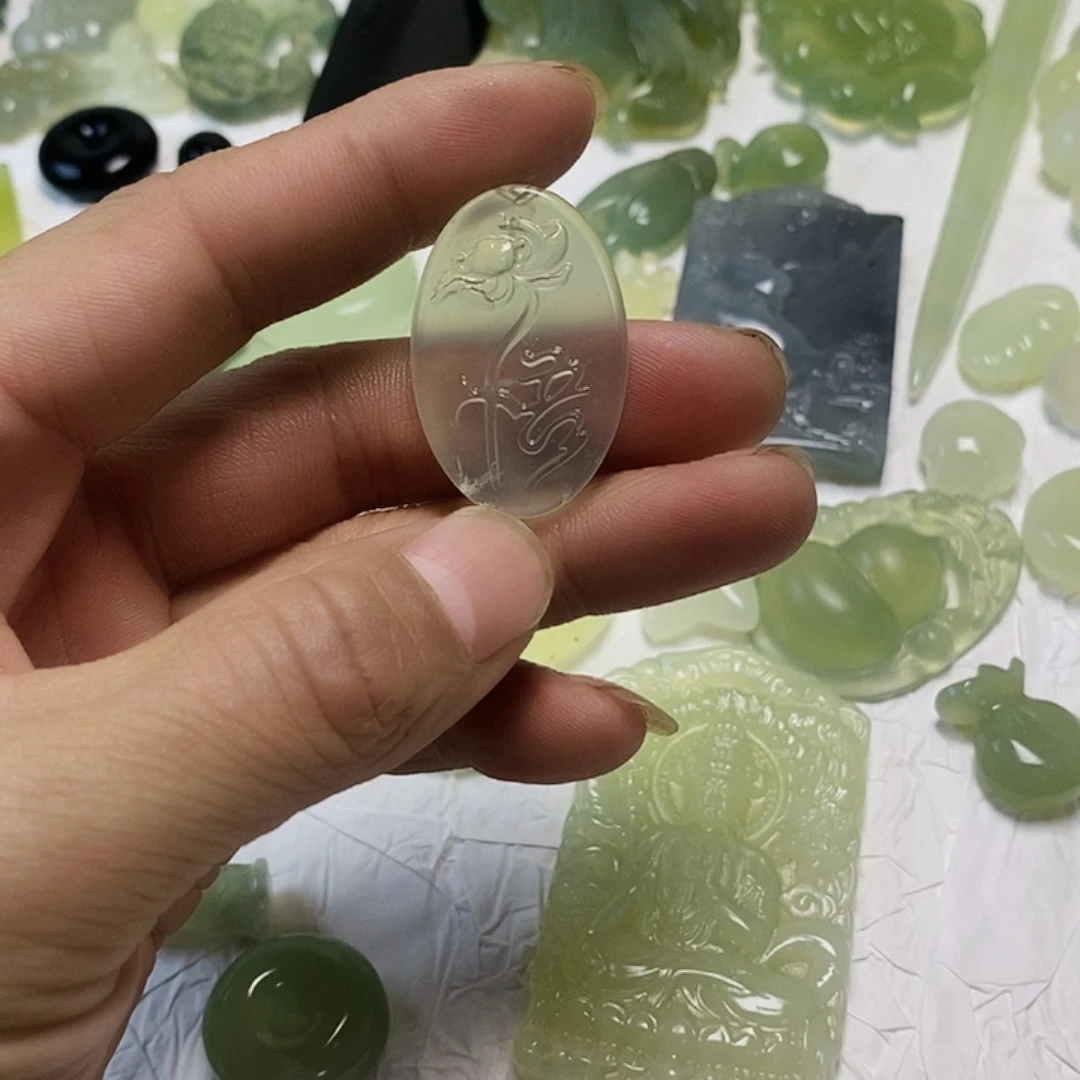 蛇纹石玉合金颈饰