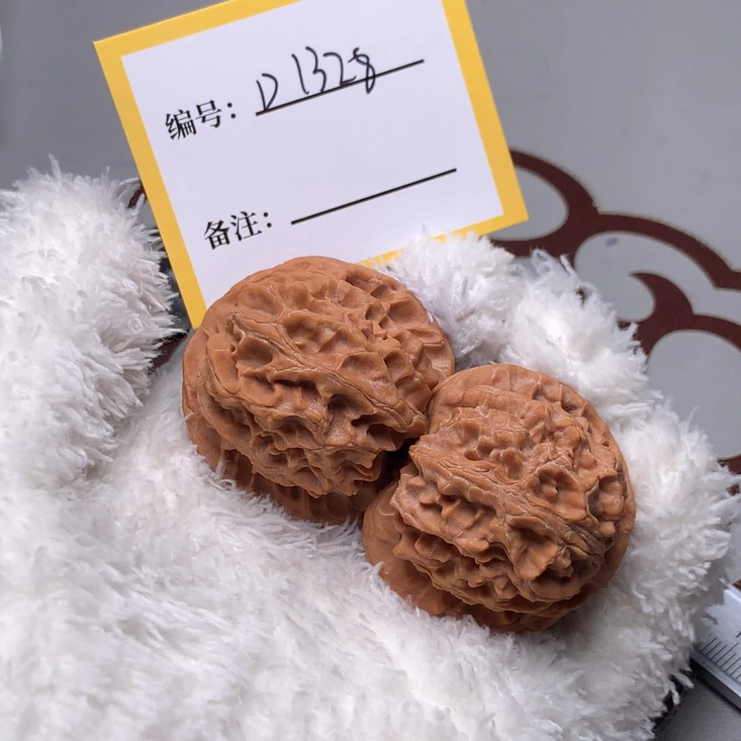 文玩核桃吊坠K***?d1328苹果