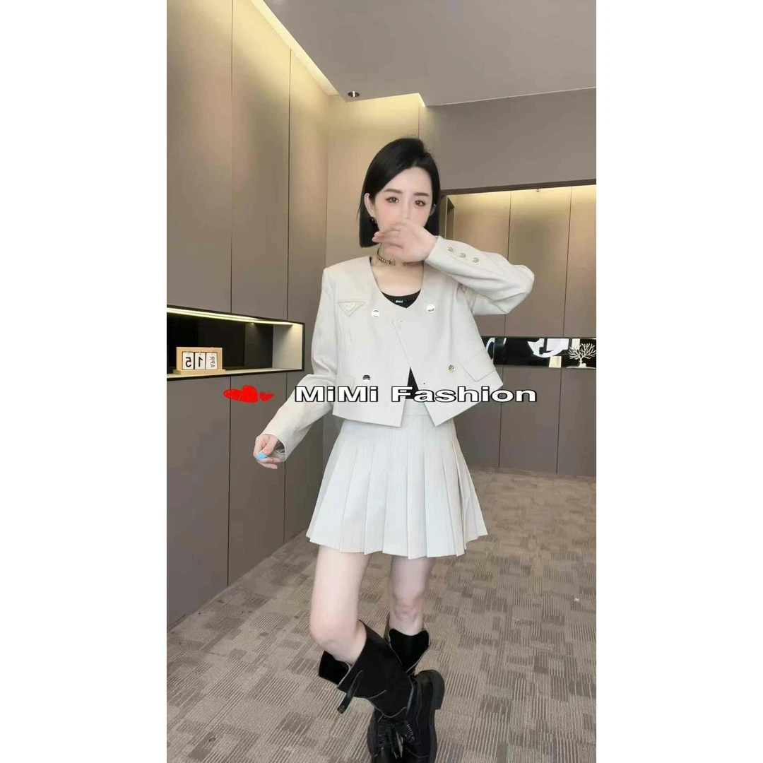 KIKI严选：F5256-6688家欧洲站南油春季圆领外套短裙两件套装