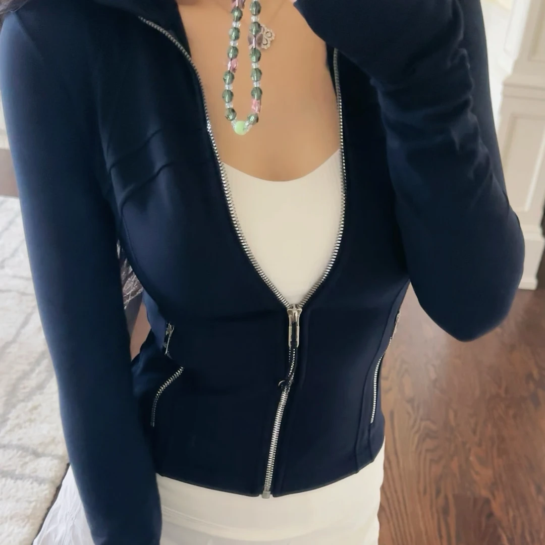 df 瑜伽上衣 细节拉满 微磨毛 毕业班 断码清