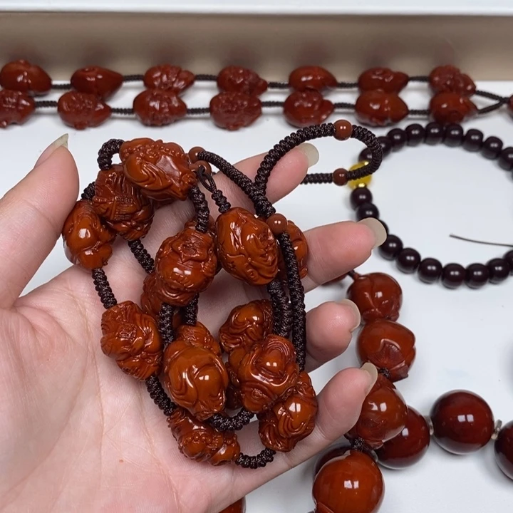 顺***財橄榄核雕刻工艺的发展