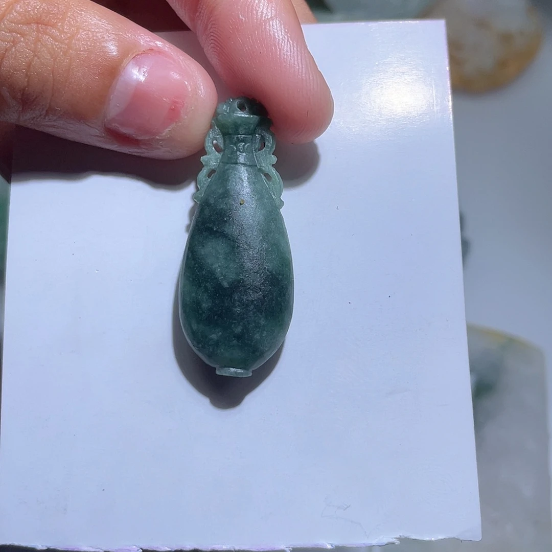 定制翡翠未镶嵌是