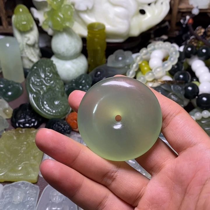 金***串岫玉未镶嵌岫玉颈饰