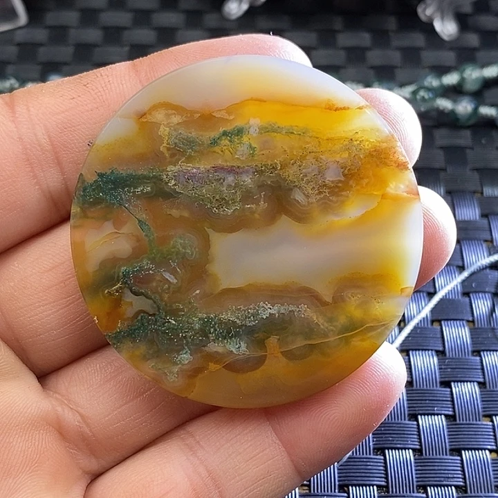 美***肉玛瑙/玉髓未镶嵌颈饰