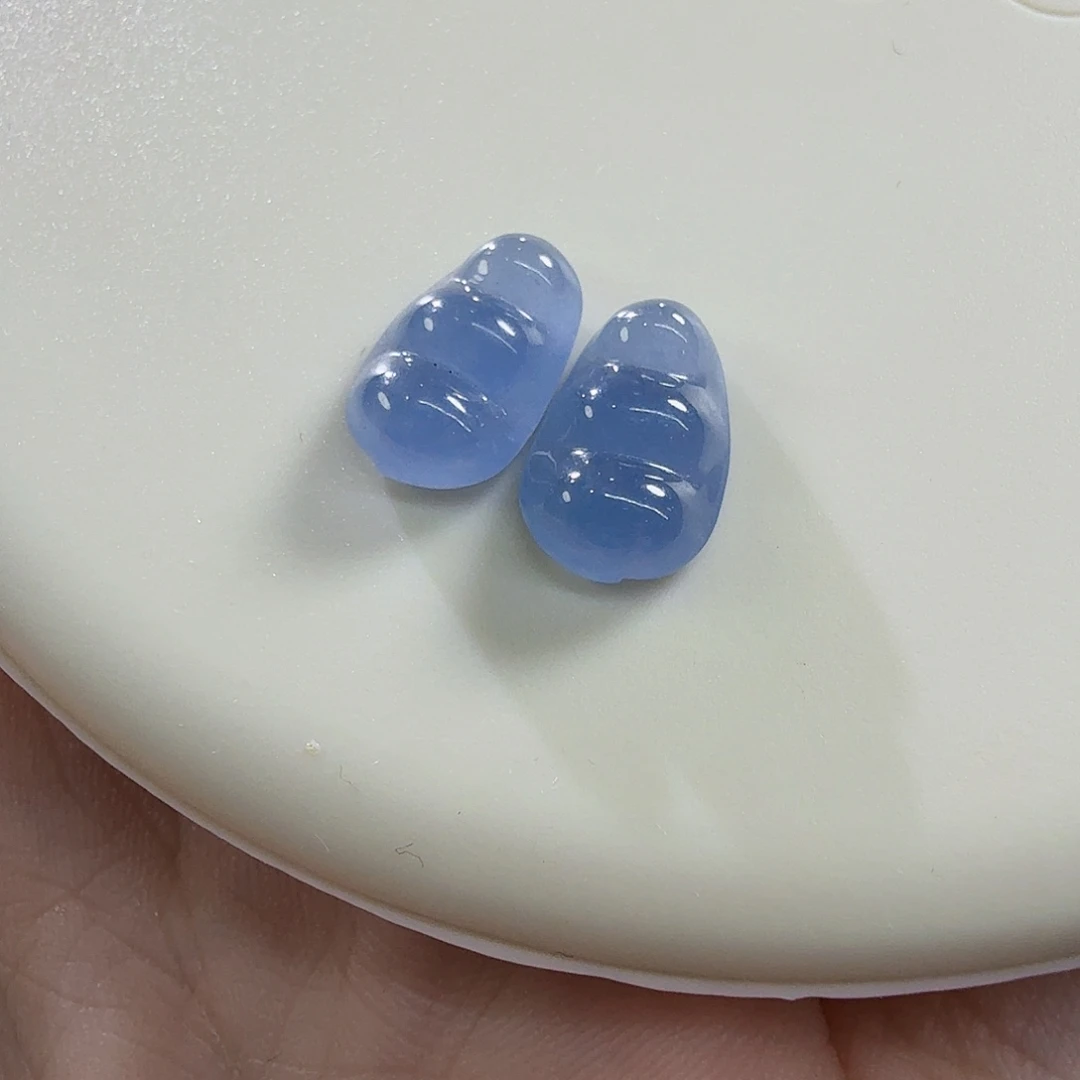 翡翠未镶嵌颈饰蓝紫豆子一对