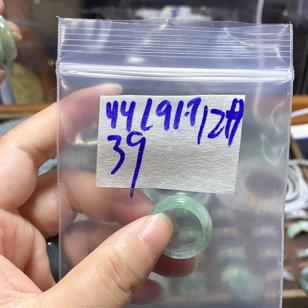 未镶嵌定制翡翠幸*