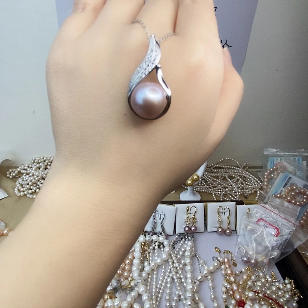 吊坠(赠链)合金淡水珍珠