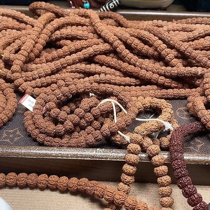 黑***夜吊坠金刚菩提108元皮地表平细