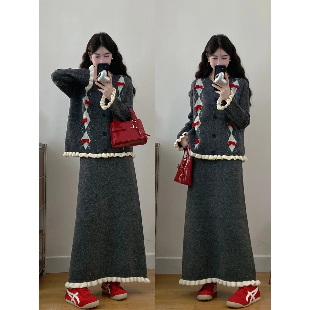 MO88ZSPF大码秋冬甜美高级感蝴蝶结木耳边针织毛衣+半身裙套装