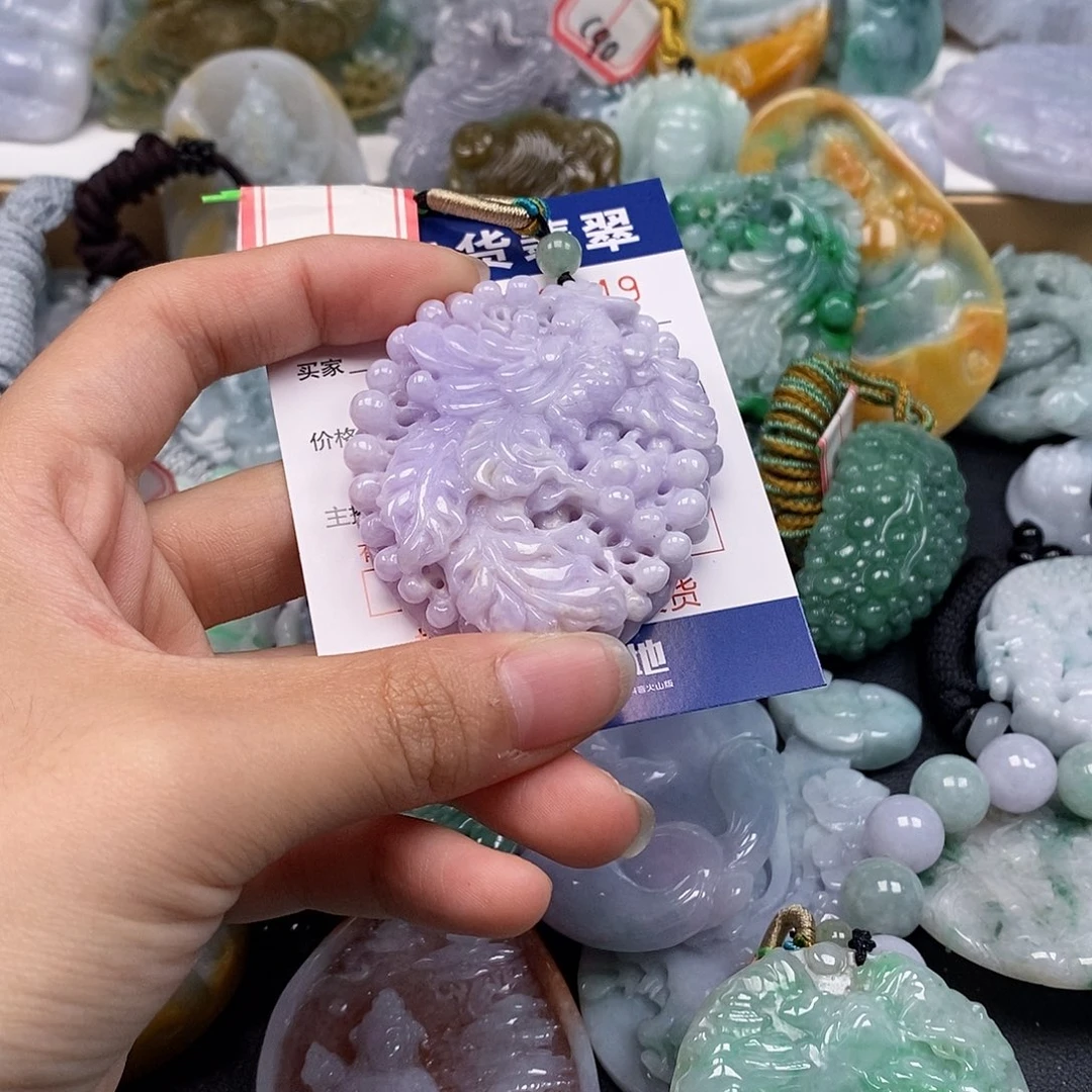 吊坠(不含链)未镶嵌翡翠無****_