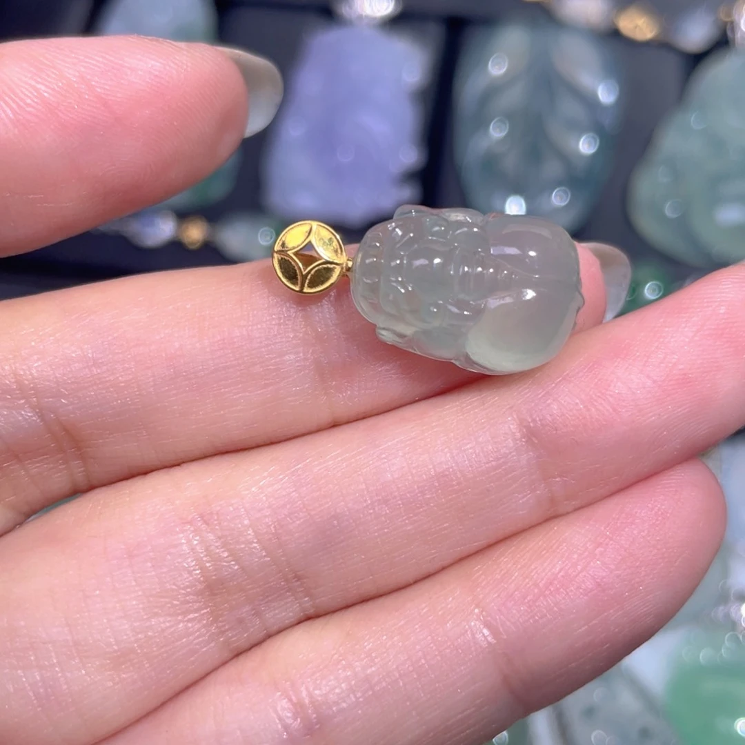 颈饰18K金镶嵌翡翠翡翠