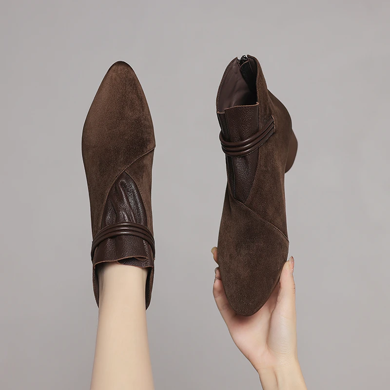 粗跟尖头轻便中跟女秋冬冬季短靴单靴女靴时尚百搭真皮