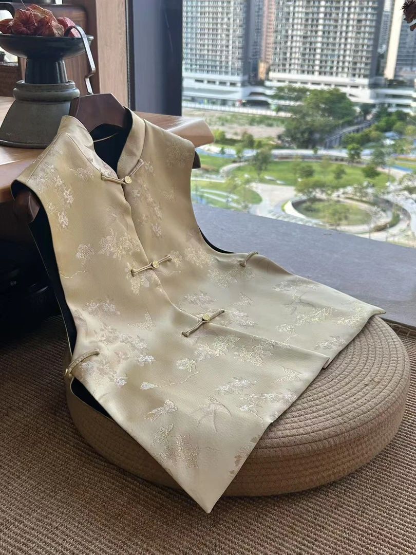 鑫瑶甄选【金色飞燕】 高雅气质复古国风中式盘扣双穿提花立领马甲