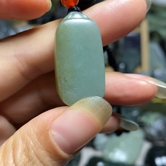 未镶嵌和田玉（糖玉）珠宝半成品
