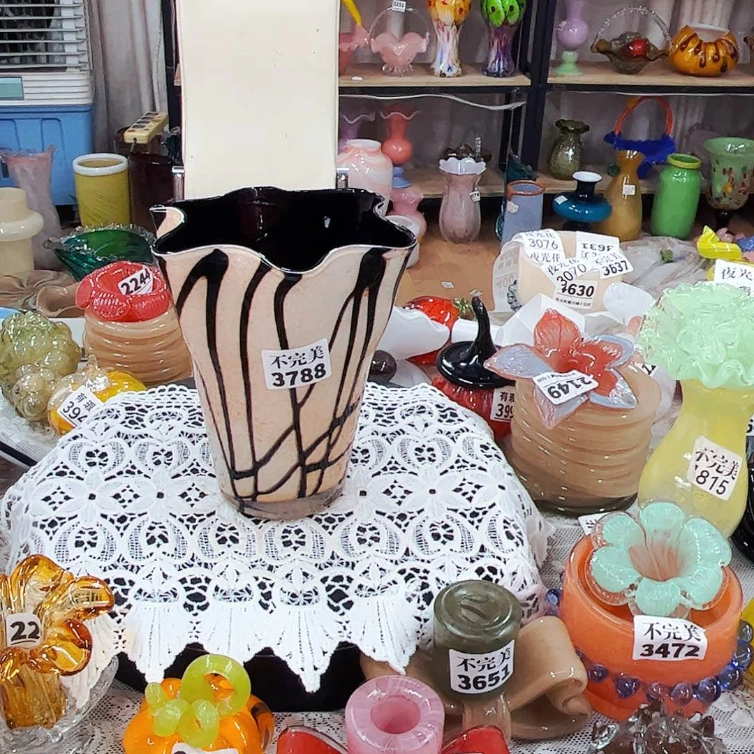3788 家悦琉璃工艺品不完美