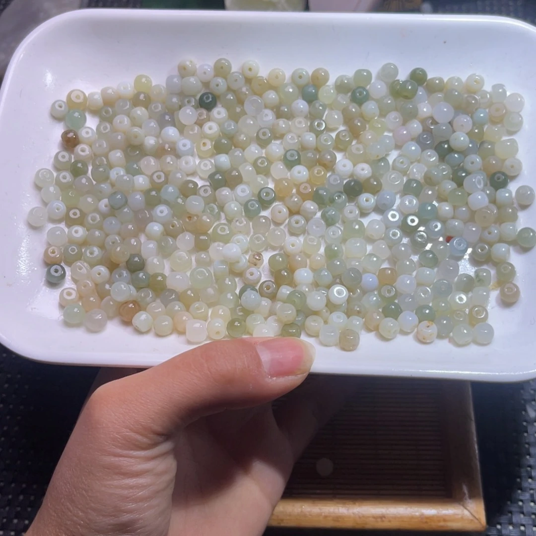未镶嵌和田玉车挂