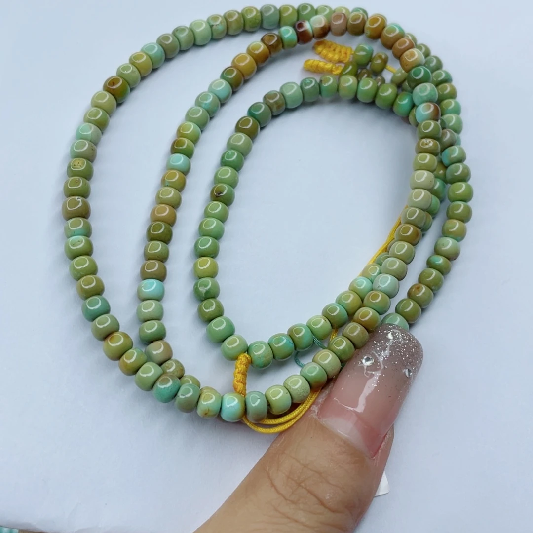 绿松石未镶嵌颈饰