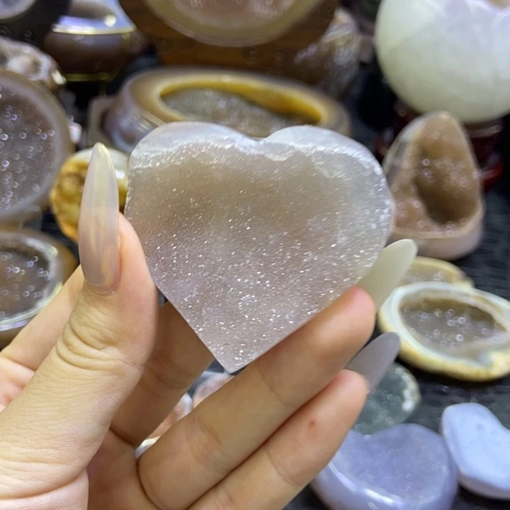 水晶未镶嵌珠宝半成品爱心