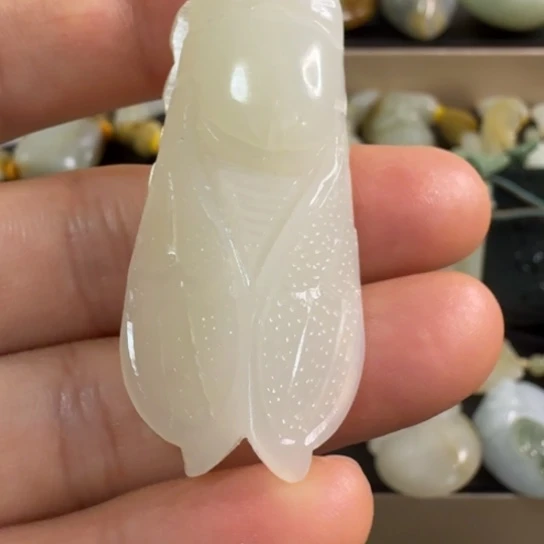 和田玉（糖玉）未镶嵌颈饰