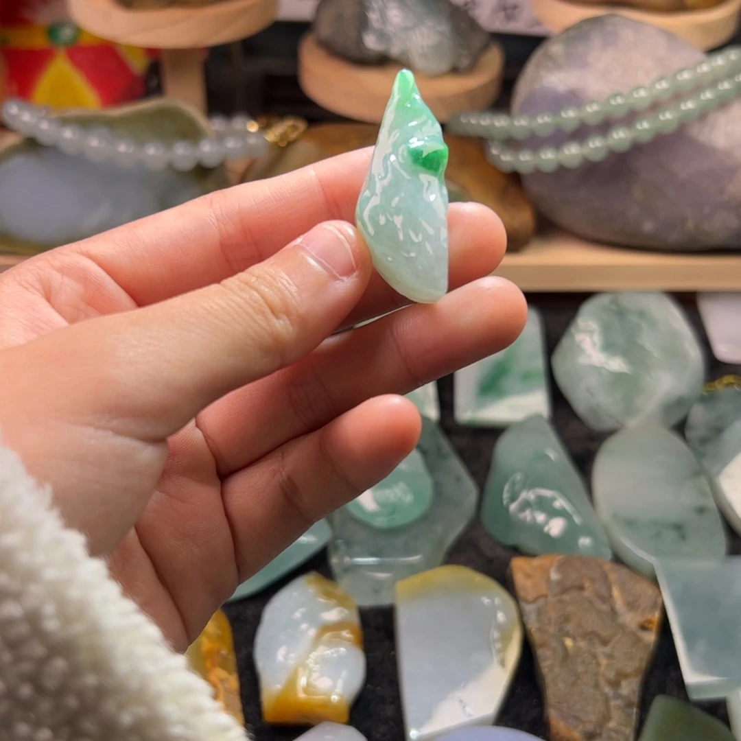 定制翡翠未镶嵌缅甸天然翡翠材料