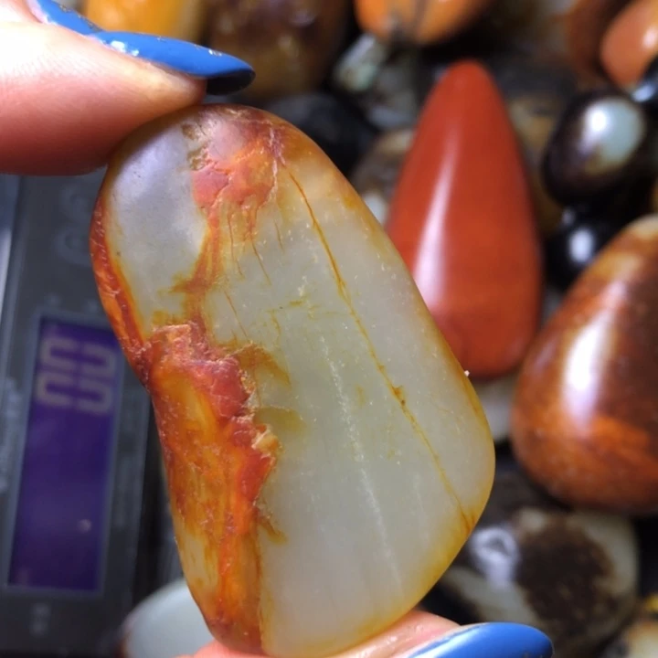 和田玉未镶嵌珠宝奇石