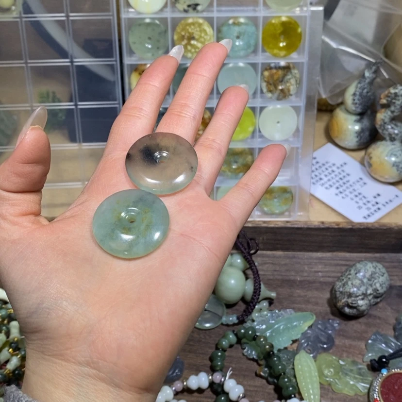 【闪购商品】蛇纹石玉颈饰未镶嵌93