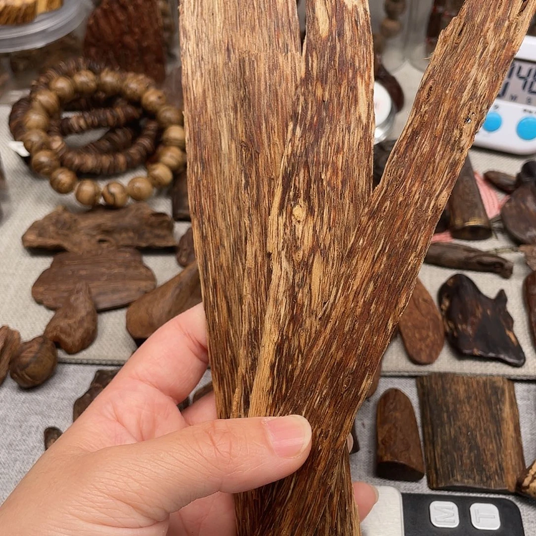 玩***下沉香沉香碎屑加里曼丹