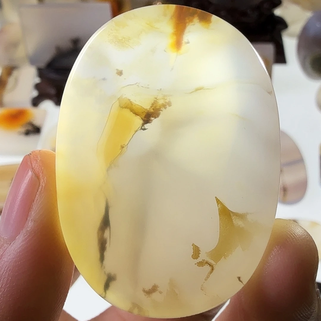 玛瑙/玉髓未镶嵌珠宝半成品