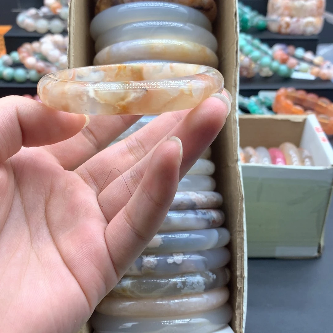 【闪购商品】手镯玛瑙/玉髓未镶嵌玲*月