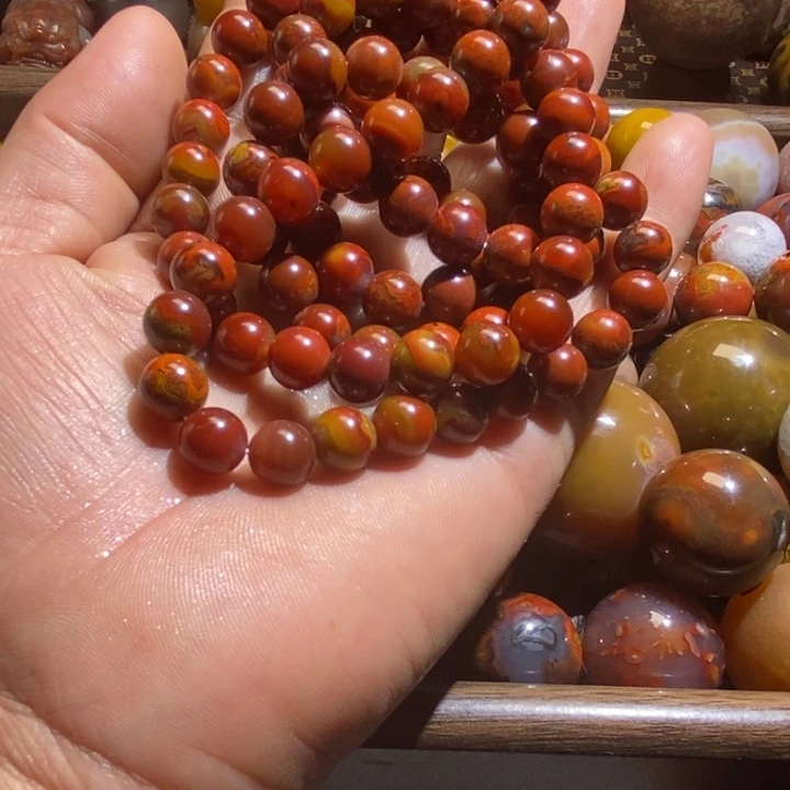 玛瑙/玉髓战国红108粒多圈手链未镶嵌淡**风