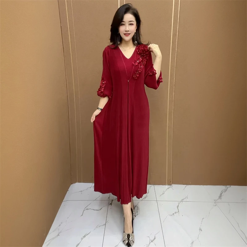 80135高端洋气立体花褶皱连衣裙中年妈妈装时尚纯色阔太太百褶