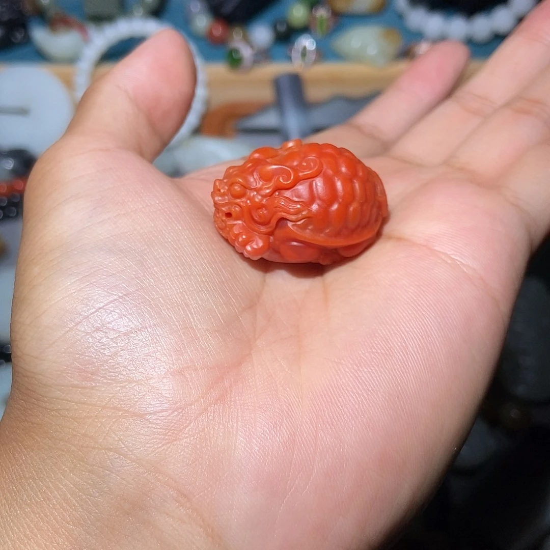 施***来南红玛瑙未镶嵌颈饰