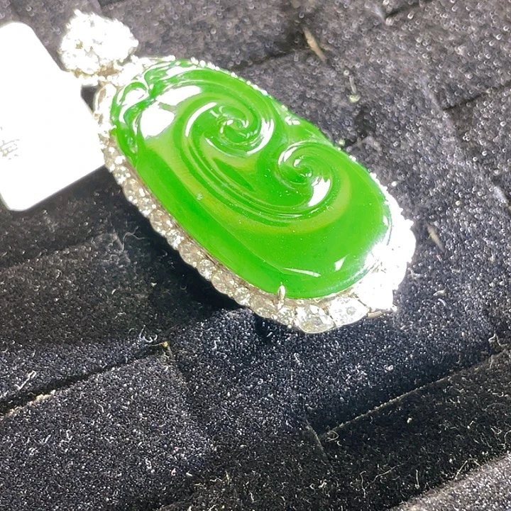 糖***芦翡翠未镶嵌颈饰21