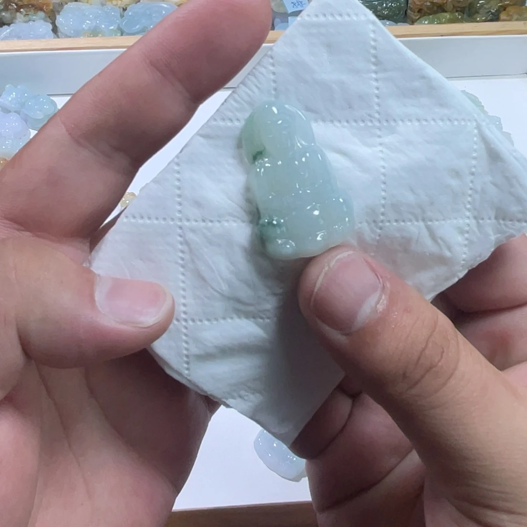 翡翠未镶嵌颈饰悠*天然