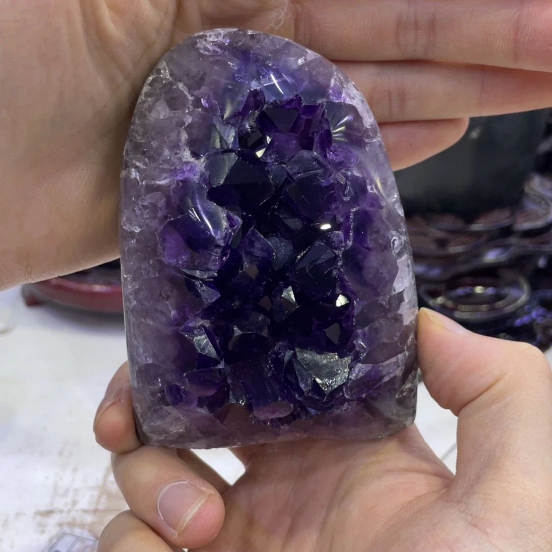 静****水晶未镶嵌珠宝半成品