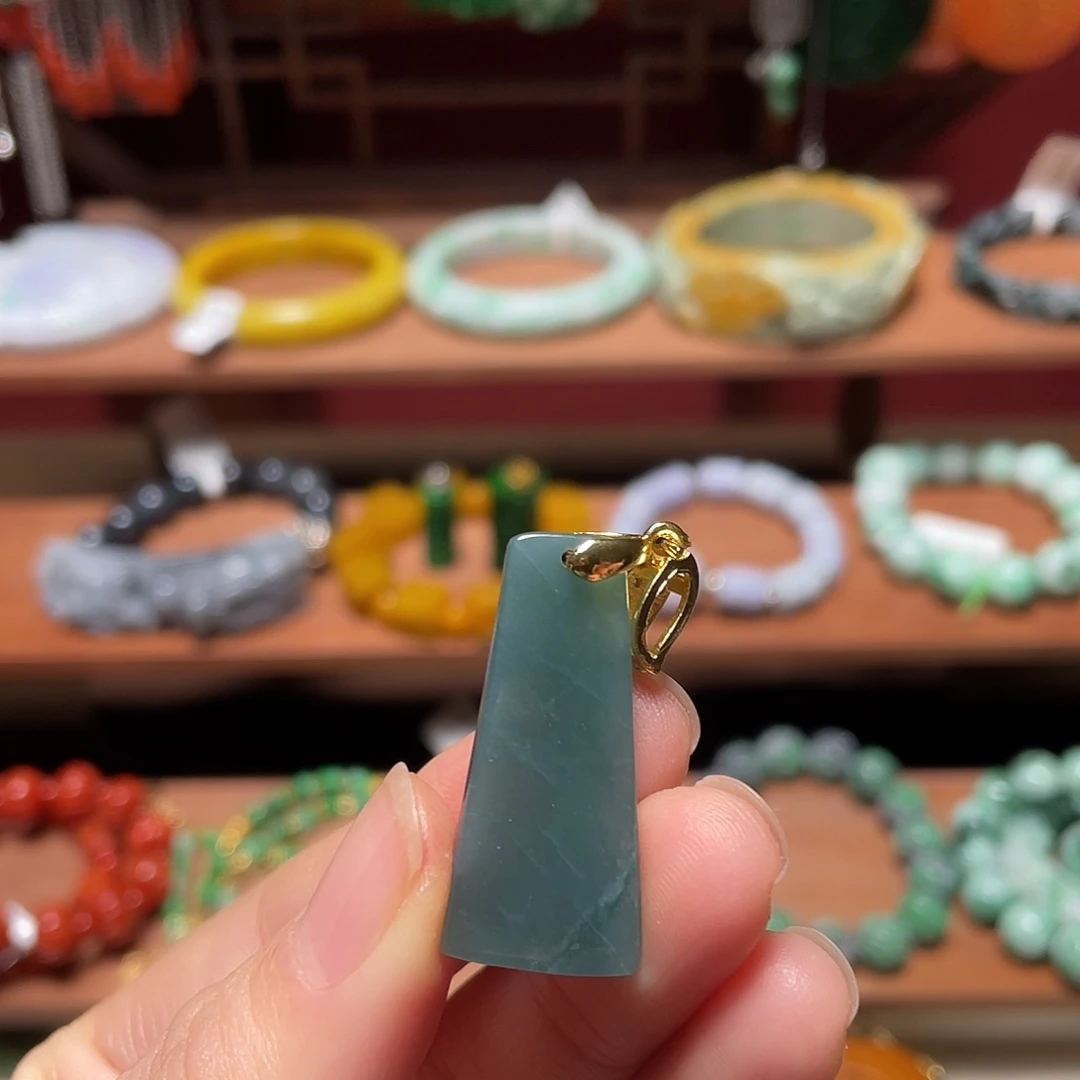 翡翠未镶嵌手链饰品